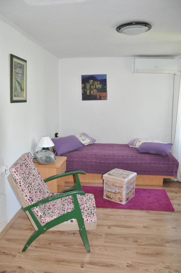 בוזט Apartment Marioni מראה חיצוני תמונה