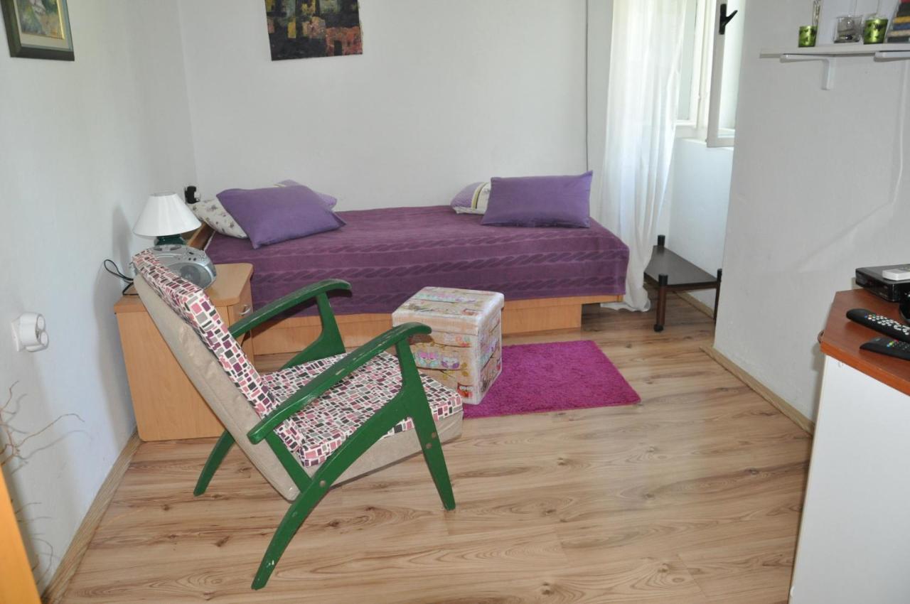 בוזט Apartment Marioni מראה חיצוני תמונה