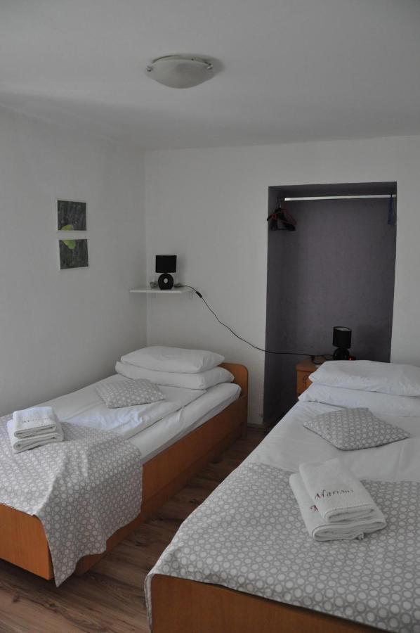 בוזט Apartment Marioni מראה חיצוני תמונה